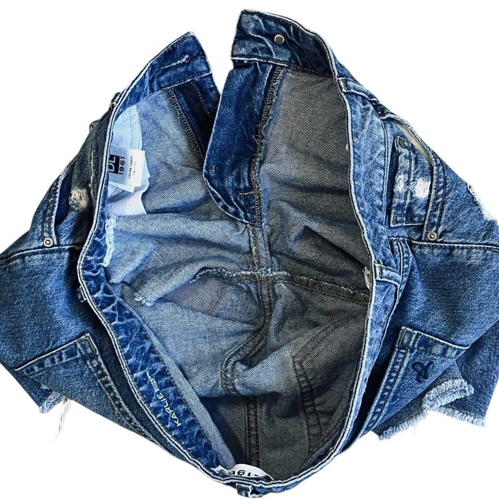 DL1961 Women’s Sz 29 Denim Shorts Cut Off Distressed Cotton Mid Rise - Picture 6 of 10